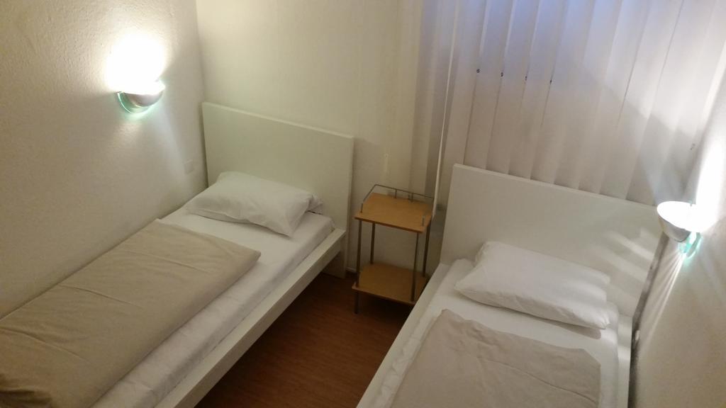 Hotelgarni Frankfurt Frankfurt nad Menem Pokój zdjęcie